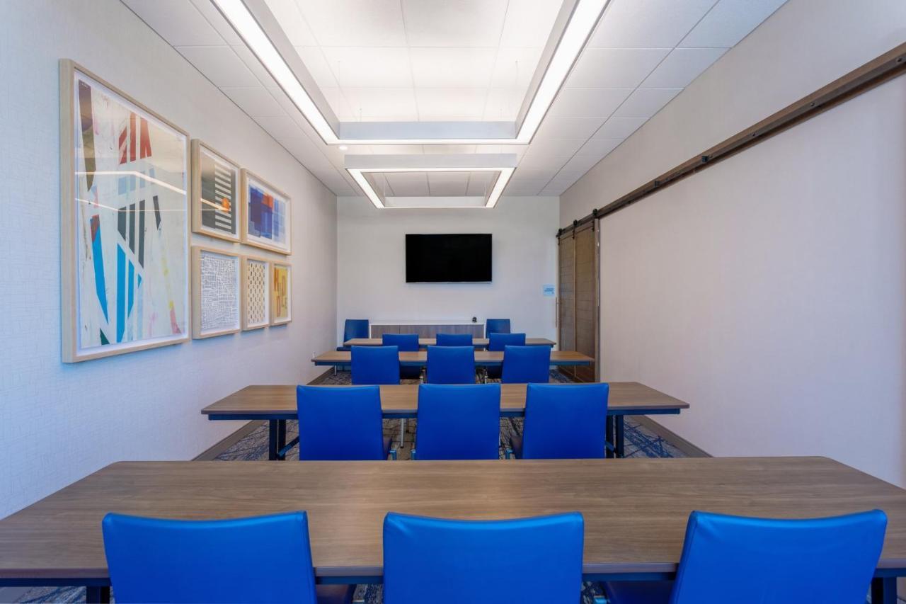 Holiday Inn Express - Starke By Ihg Bagian luar foto